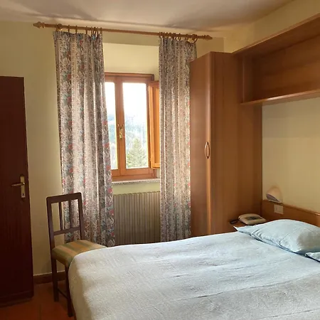 B B Regina Bed & Breakfast 3*